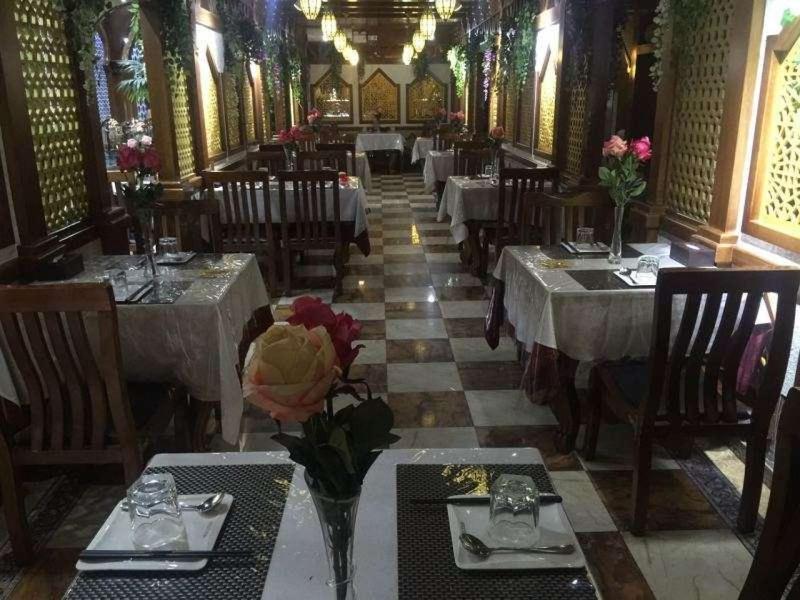 Nurlan Hotel Kashgar Ngoại thất bức ảnh
